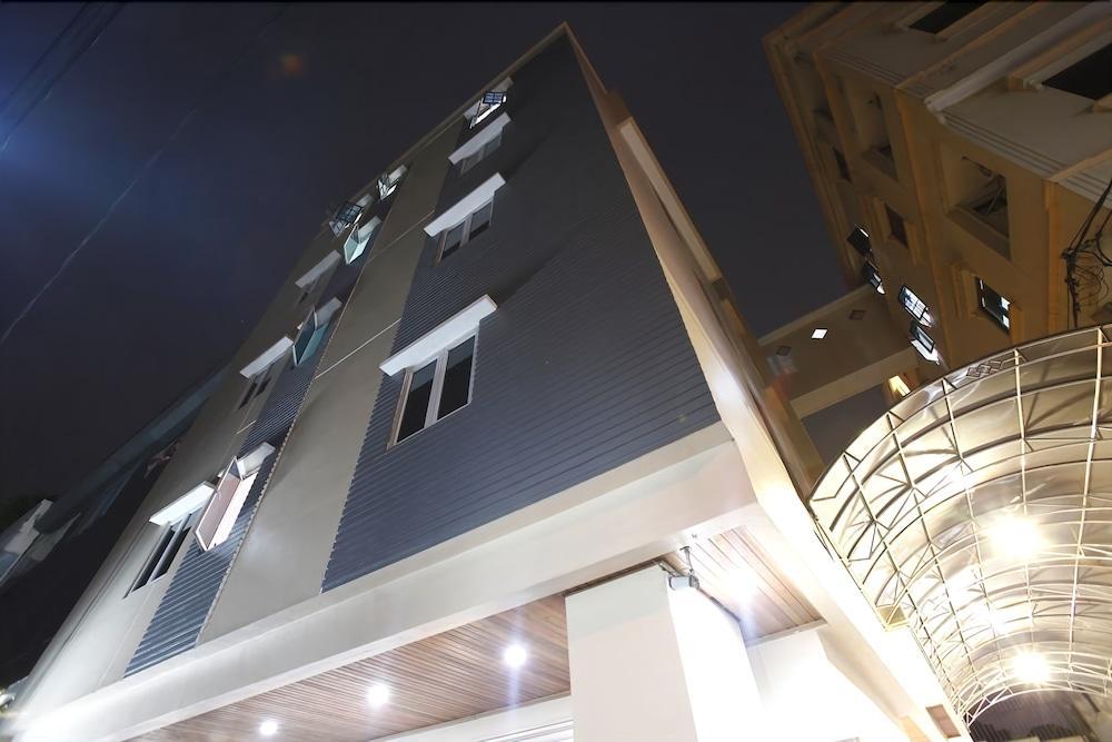 Newton Residence Jakarta Exteriér fotografie
